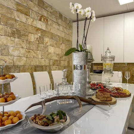 Apartament Haus Lilli Mit Pool *