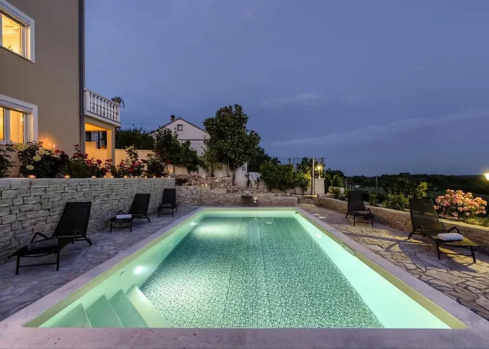 Haus Lilli Mit Pool Lejlighed