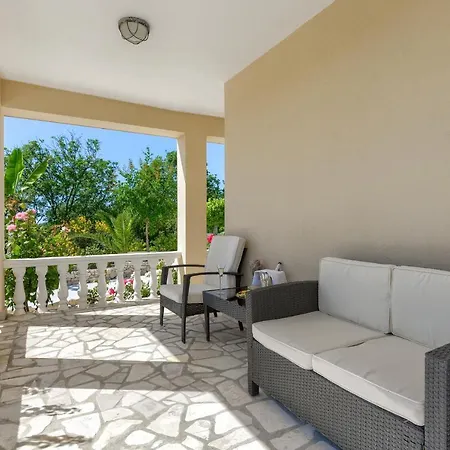 Haus Lilli Mit Pool Lejlighed