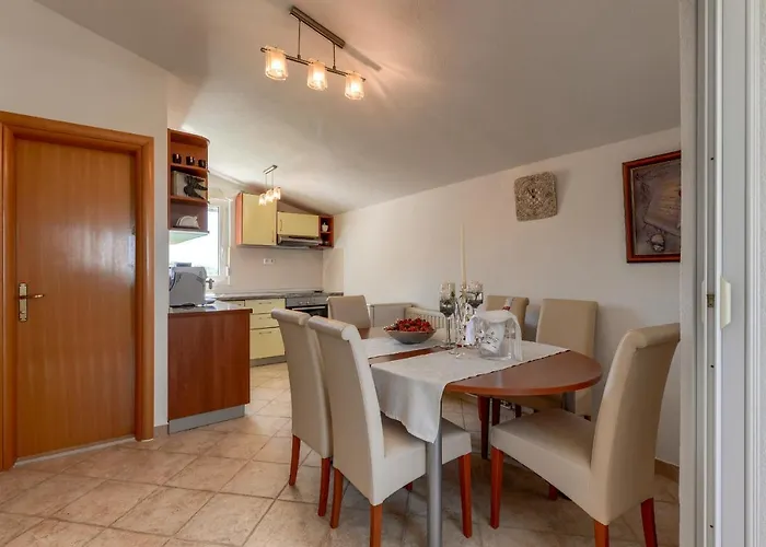 Haus Lilli Mit Pool Appartement *